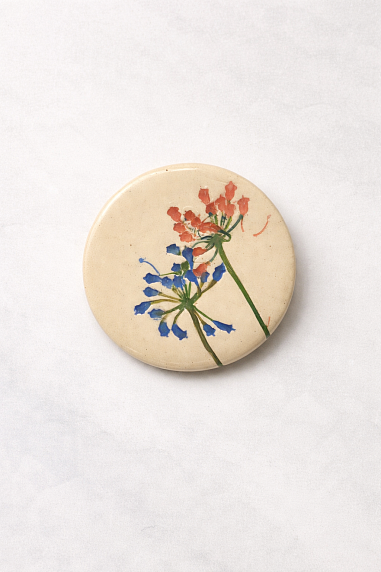 Брошь ручной работы Elizabeth Madar Оттиск трав, сине-розовая, керамика, фото 2.