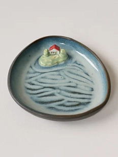 Тарелка с фигуркой внутри Голубое море, чёрная, керамика, 14 см