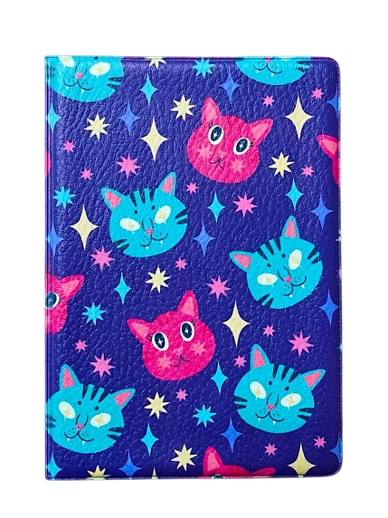 Обложка на паспорт Валя Карнавалова «Разноцветные коты», фиолетовая, ПВХ, фото 1.