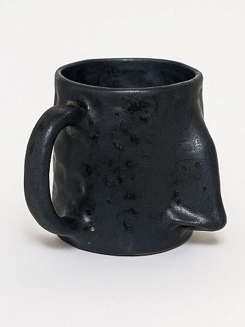 Кружка ручной работы Тата вытворяет/NF ceramics «Нос», чёрная матовая, 400 мл, фото 2.