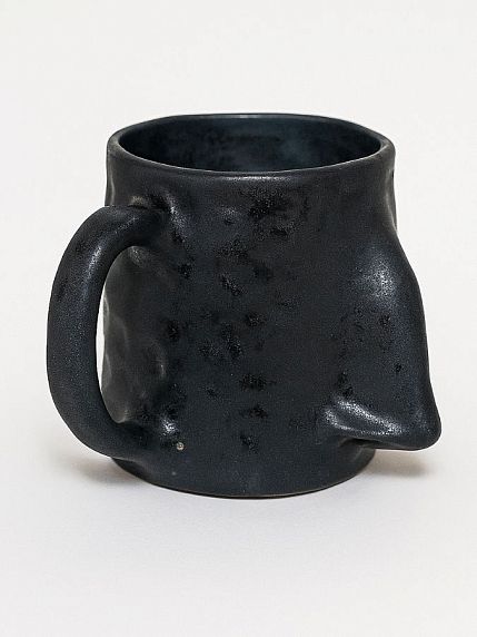 Кружка ручной работы NF ceramics «Нос», чёрная матовая, 400 мл, фото 2.
