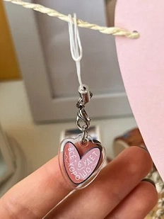 Мини-брелок «Всё будет хорошо», акрил