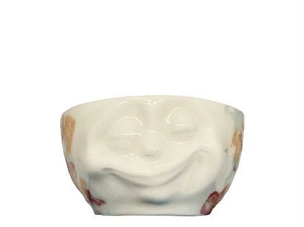 Миска ручной работы с личиком, красно-розовая, керамика, 11 см, фото 1.