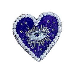 Брошь ручной работы «Heart» с белыми бусинами, фиолетовая, бисер