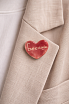 Брошь ручной работы Elizabeth Madar сердечко «Бесишь», бордовый, керамика, превью фото 3