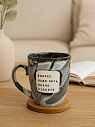 Кружка ручной работы NF ceramics «Добрее надо быть, иначе p***etz», чёрно-серая, керамика, 400 мл, превью фото 2