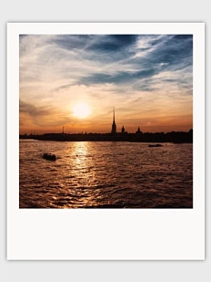 Открытка полароид Маргарита Голуб «Закат над Невой»