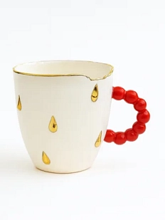 Кружка ручной работы «Погрызанная» из фарфора, белая с золотыми каплями и красной ручкой, объём 300 мл