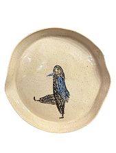 Тарелка ручной работы «Олушка шагает», керамика, 14,5 см