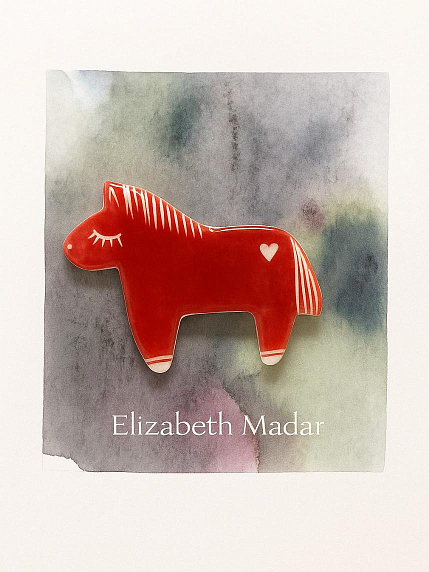 Брошь ручной работы Лошадка с сердечком, красная, керамика, фото 3.