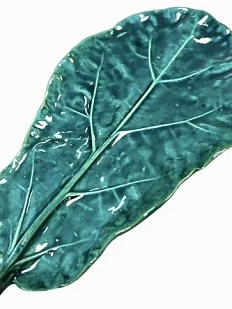 Тарелка ручной работы Керумбия в форме листа «Фикус», керамика