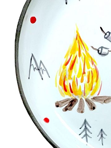 Тарелка ручной работы с бортиком Лис в свитере у костра, белая, 12 см, фото 3.