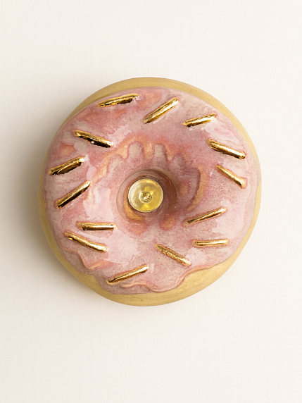 Подсвечник ручной работы «Пончик с розовой глазурью», керамика, фото 2.