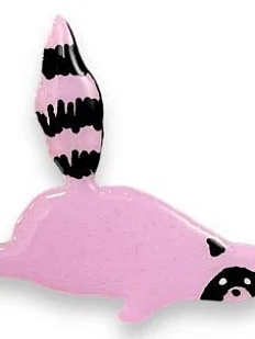 Брошь ручной работы «Енот» светло-розовая, дерево