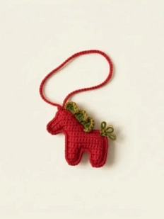 Вязаный обвес брелок «Лошадка» красная с зеленой гривой, 7 см