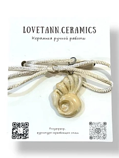 Чокер ручной работы Ловетанн керамика «Ракушка» на золотистой ленточке, полуфарфор