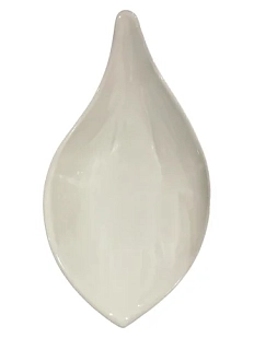 Тарелка ручной работы Лепесток лотоса VELES «Звезда Элендиля», фарфор