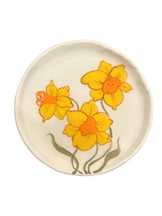 Тарелка ручной работы «Нарциссы», керамика, 15 см