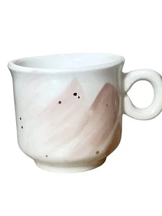Кружка ручной работы Анна Герман с золотыми точками, розовая, фарфор, 120 мл