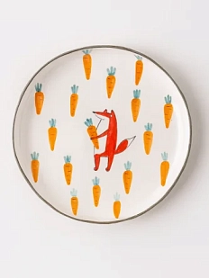 Тарелка ручной работы Ким керамика с бортиком Лис с морковкой, белая, 17 см