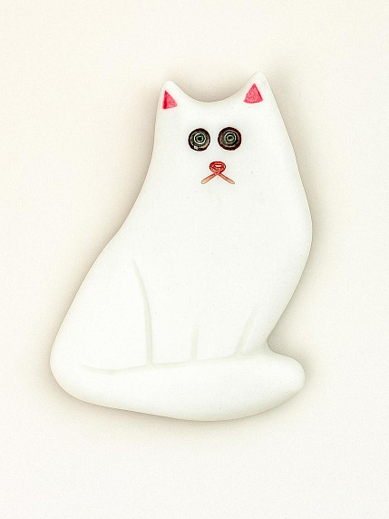 Брошь ручной работы «Белый кот», фото 1.