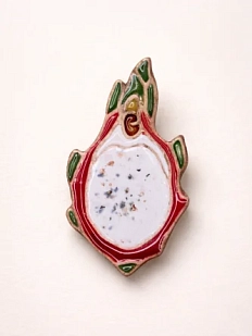 Брошь ручной работы «Драконий фрукт», Partala ceramics