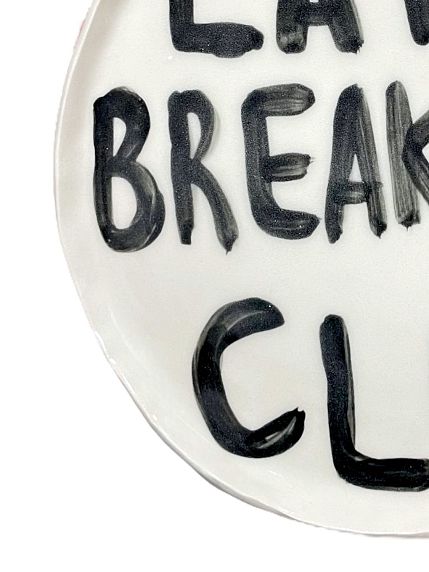 Тарелка ручной работы c надписью «Late breakfast club», керамика, 17 см, фото 3.