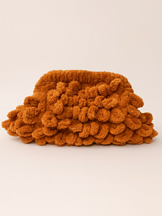 Косметичка вязаная ручной работы, светло-оранжевая