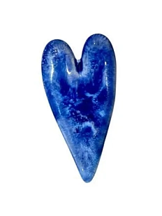 Брошь ручной работы КерамЕлКа «Длинное сердце», синяя с разводами, керамика