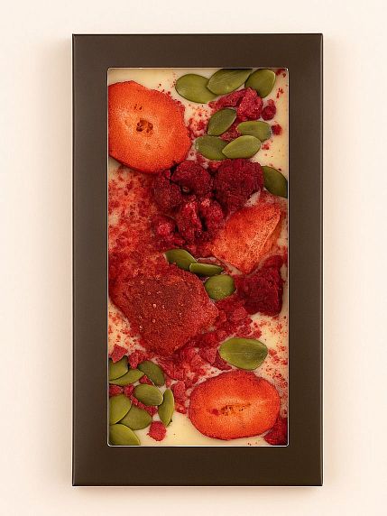 Шоколад белый с клубникой, малиной и тыквенными семечками без сахара, 45 гр, фото 1.