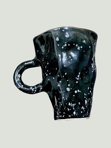 Кружка ручной работы Простые вещи «Красота», цвет Чёрный космос, керамика, 400 мл, фото 3.