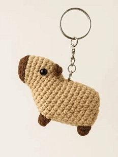 Вязаный брелок «Капибара»