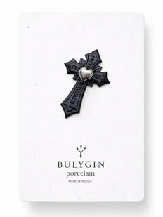 Брошь ручной работы Фарфор Булыгина «Крест», чёрно-серебристая