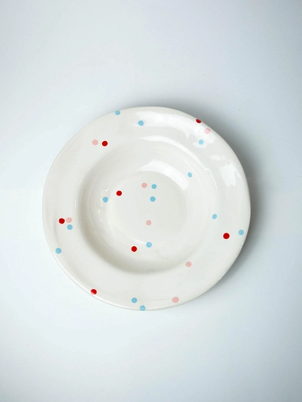 Тарелка шляпа ручной работы ММ керамика в разноцветный горошек, 26 см, фото 1.