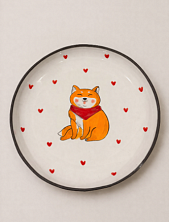 Тарелка ручной работы Ким керамика с бортиком Спящая сиба-ину в косынке с сердечками, белая, 17 см