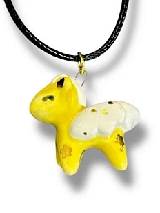 Подвеска керамическая ручной работы с пегасом, жёлтая