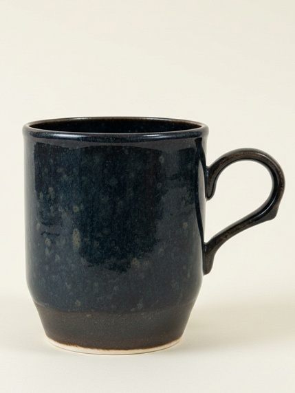 Кружка ручной работы Мастерская Виктории Нор «Звездопад», черная, керамика, 200 мл, фото 2.