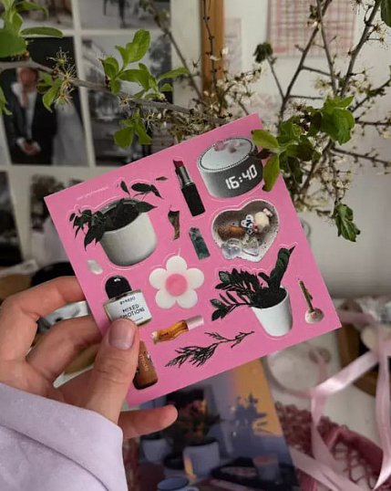 Стикерпак Опрокинутый лес «Алтарь», 12 х 12 см, фото 1.