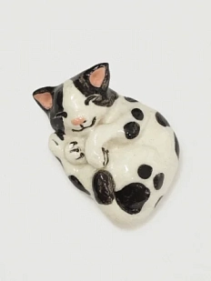 Магнит Мама Черепаха керамический, ручной работы «Котик», белый