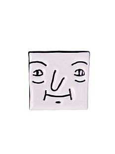 Металлический значок ШКЯ «Кубик», белый