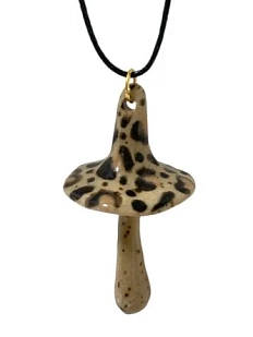 Подвеска ручной работы Бережно «‎Гриб-леопардовик»‎‎, керамика, в ассортименте