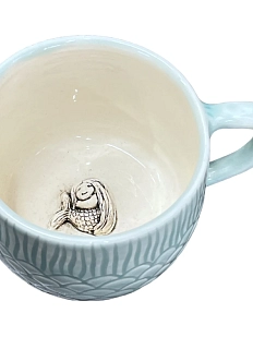 Кружка ручной работы Мама Черепаха с фигуркой внутри Русалочка, мятная, керамика, 400 мл