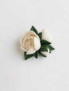 Брошь «Белые пионы»
