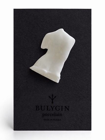 Брошь ручной работы Bulygin «Торс спина», белая, фарфор, фото 1.