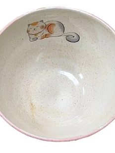 Глубокая тарелка ручной работы Керемет «Трехцветная кошечка», розовая, керамика, 15,5 см