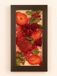 Шоколад белый с клубникой, малиной и тыквенными семечками без сахара, 45 г