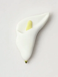 Брошь ручной работы Екатерина Юдо «Калла», белая, керамика