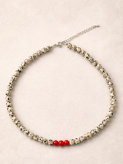 Чокер из далматиновой яшмы с красным камнем Migette, фото 1.