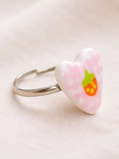 Кольцо Радость Рядом «Сердце с клубничкой», полимерная глина, незамкнутое, розовое