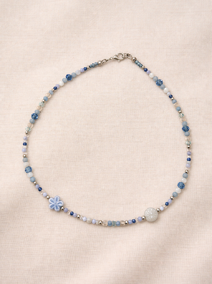 Чокер ручной работы Идеальное совпадение «Цветочек», голубой, перламутр, керамика и стеклянный бисер, фото 2.